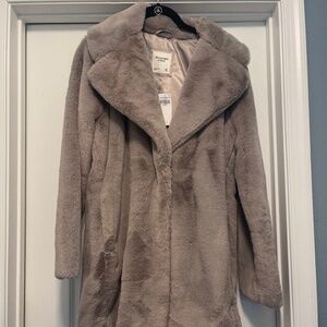 Abercrombie & Fitch Luxe Faux Fur Large Collar Coat Gray Brown NWT Retail $160